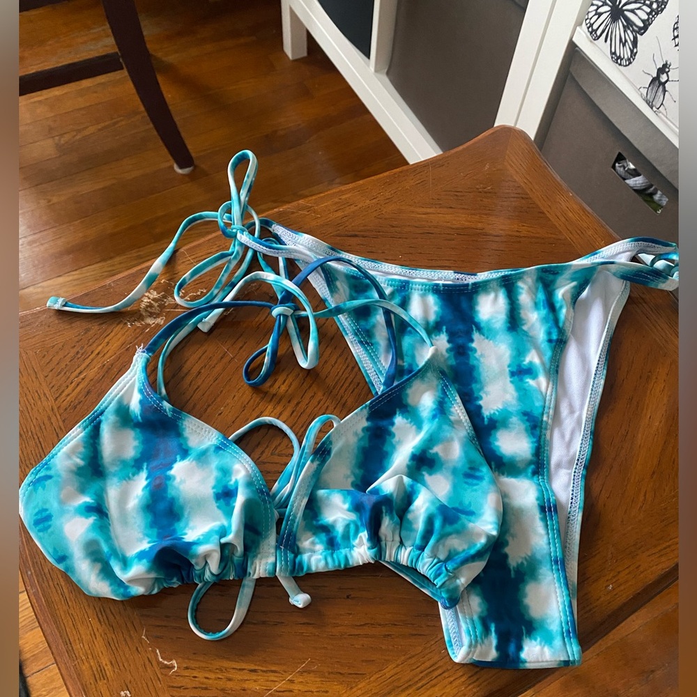 Tie-die Bikini